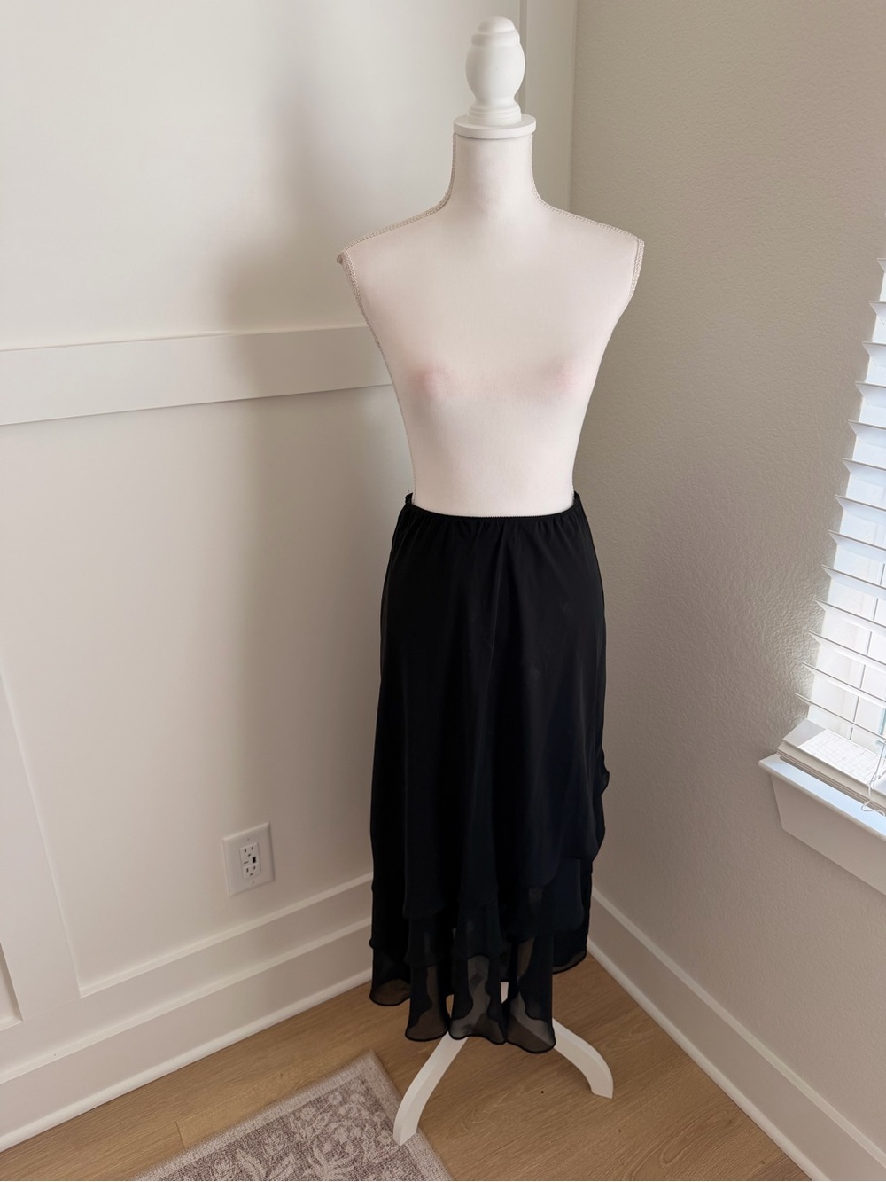 Alex Evenings Black Tiered Chiffon Formal Skirt | Size Large